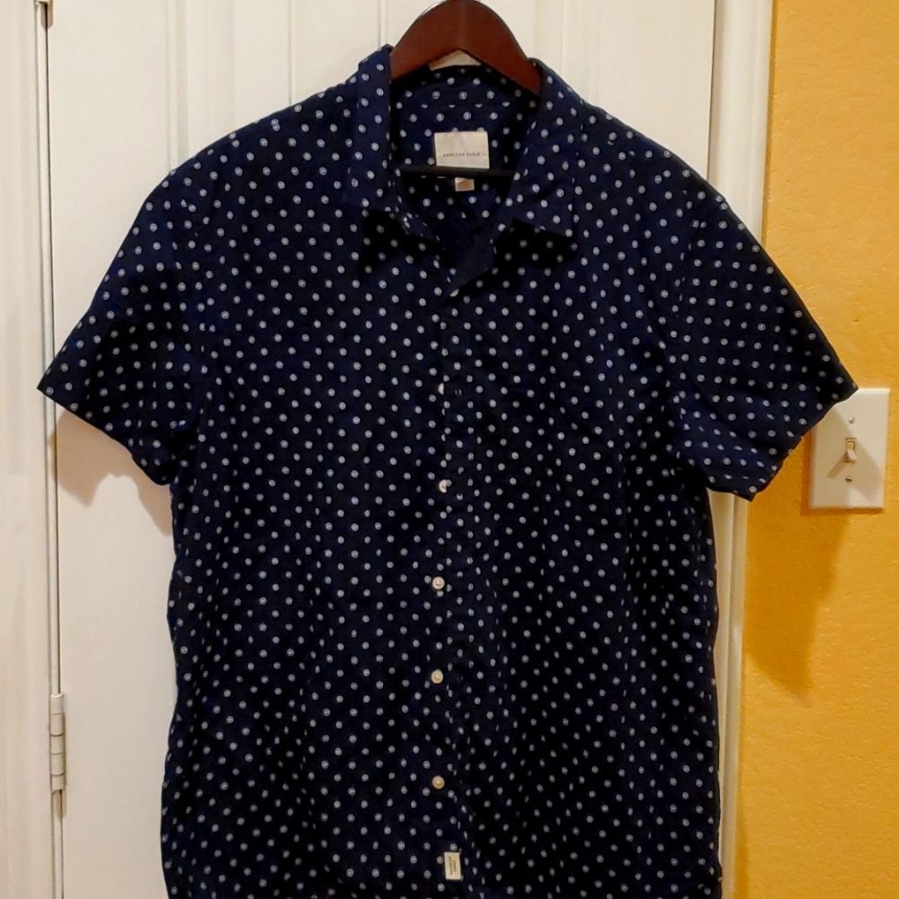 American Eagle men's short sleeved shirt size XXL